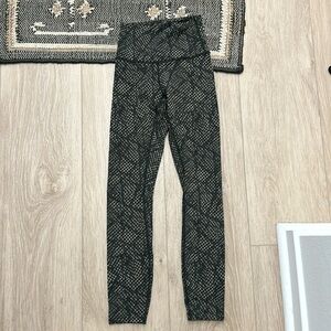 lululemon Wunder Under Reptilia Print